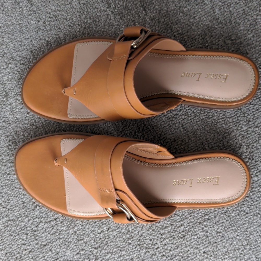 Essex Lane, Tan Sandals, Size 9M, flat, leather